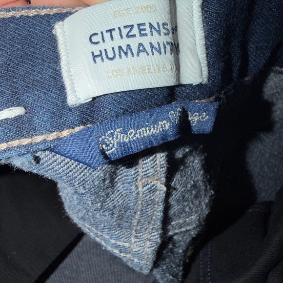 Citizens Of Humanity Dark Wide Leg Jeans - Picture 3 of 4